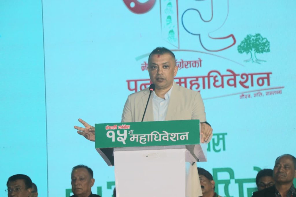 गगन थापाको दृढता: २० प्रतिशत मात्रै समय आन्तरिक पार्टीमा, ८० प्रतिशत कांग्रेसलाई बाहिर बहस गर्ने बनाउने